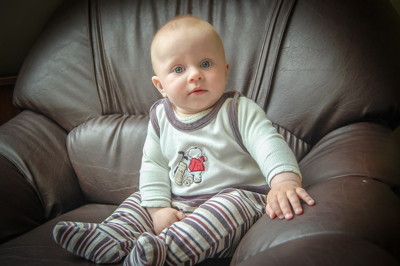 10 Piękne modne ubranka dla niemowląt